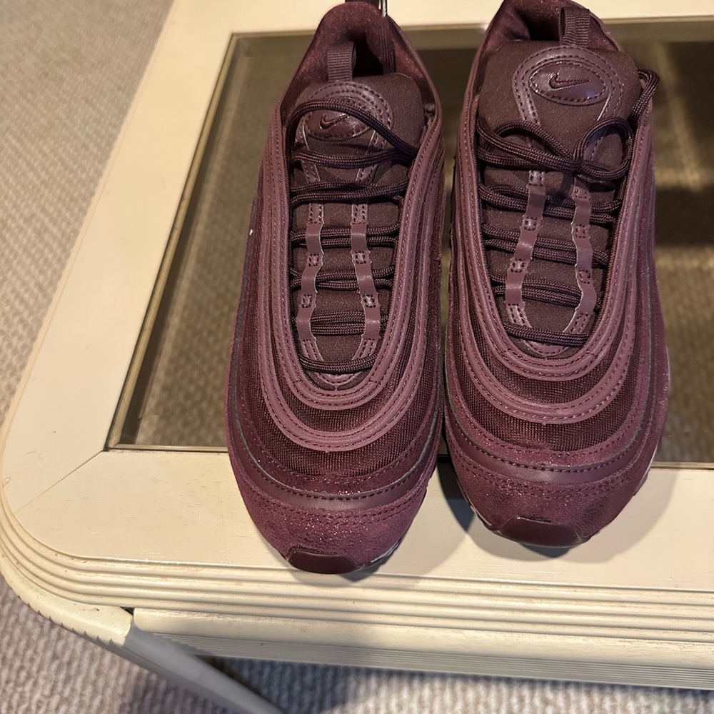 Nike Air Max 97 in Deep Purple